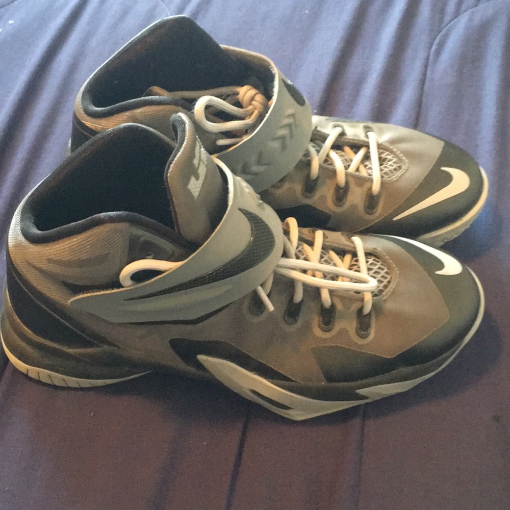 Nike - Picture 6 of 6